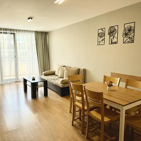 Lägenhetshotell Teos 4*