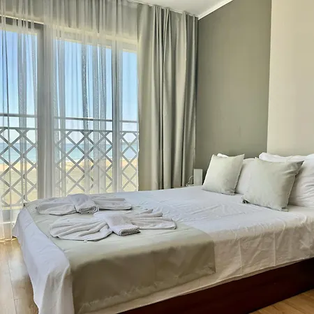 Teos 4*
