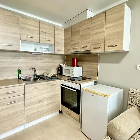 Teos Apart-hotel *