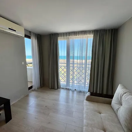 Teos Aparthotel 4*